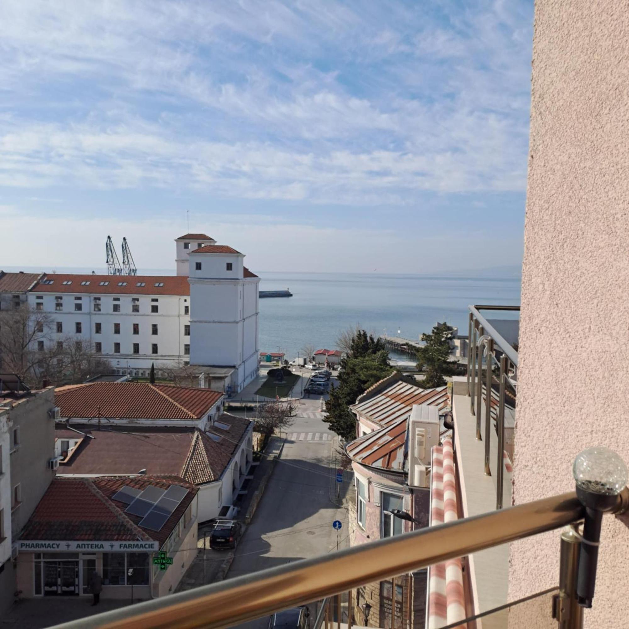 Апартамент Амира 3 Balchik Exterior photo